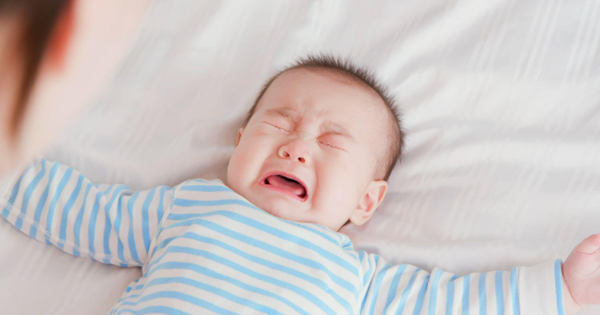 Trẻ khó chịu, mẹ đau đầu chỉ bởi điều này, làm sao để hết “quấy”?