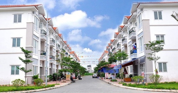 Giá nhà mặt phố tại Hà Nội lên 400 triệu đồng/m2, lượng giao dịch ở quận Ba Đình và Long Biên tăng hơn 500% trong vòng một tháng