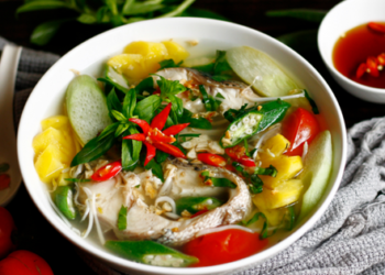Cách làm canh chua cá lóc thanh mát, giải nhiệt cho ngày hè