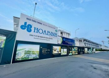 Xây dựng Hòa Bình bắt tay CNCTech, lấy hợp đồng gần nửa tỷ USD