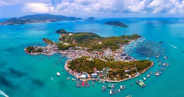 Phát hiện hòn đảo hoang sơ ít người biết biệt lập giữa biển Nha Trang, cách đất liền chỉ 15 phút đi ca nô
