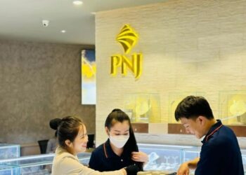 Vàng tăng nóng, lợi nhuận PNJ tăng vọt trong tháng 4