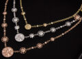 Khám phá bí quyết thủ công điêu luyện đằng sau các thiết kế trang sức Rose des Vents mới của Dior