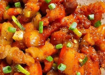 Cách làm thịt ba chỉ kho tiêu ngon đậm đà, mềm béo ăn hoài không ngán