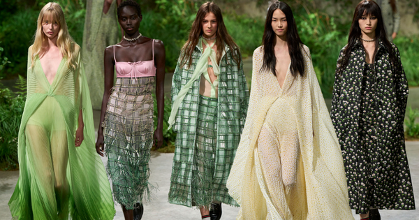 Gucci Cruise 2025: Bối cảnh đẹp hơn Dior và Chanel nhưng tổng thể vẫn mờ ảo như một “giấc mơ trưa”