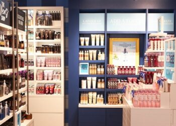 Ra mắt ấn tượng tại Việt Nam, Bath & Body Works chứng minh “hương thơm không chỉ dành cho phái đẹp”