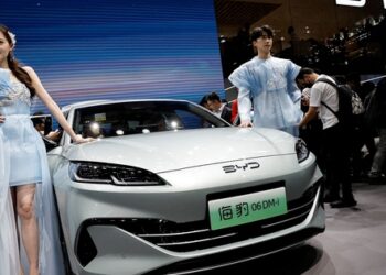 Ngành xe điện Trung Quốc cạnh tranh khốc liệt