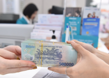 Một ngân hàng vừa tăng lãi suất tiết kiệm 6 tháng lên cao hàng đầu hệ thống