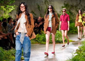 BST Gucci Cruise 2025: Bức thư tình của nhà mốt Ý gửi đến London