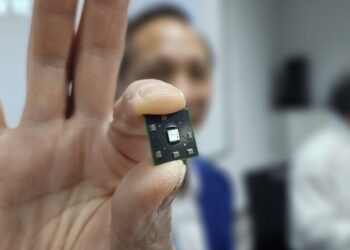 Cận cảnh con chip bán dẫn của Marvell mang dấu ấn chất xám Việt Nam