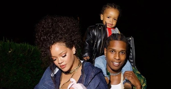 Ca sĩ Rihanna hé lộ nỗi sợ khi làm mẹ