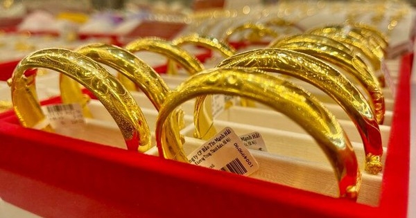 Giá vàng hôm nay 10/5: Tăng ‘bốc đầu’