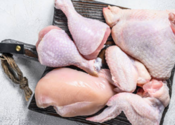 Đừng mua thịt gà nếu có những dấu hiệu sau