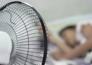 Cách bật quạt tưởng là “ngược đời” nhưng thực tế hiệu quả bất ngờ: Nhiều người dùng đứng ra chứng minh