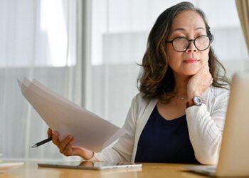 Nghỉ hưu, trưởng phòng U55 được công ty cũ mời về làm việc: Chưa đầy 1 tuần đã nộp đơn thôi việc vì hiểu ra 1 chuyện