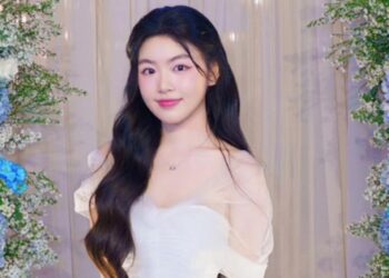 Những món đồ hàng hiệu của con gái MC Quyền Linh