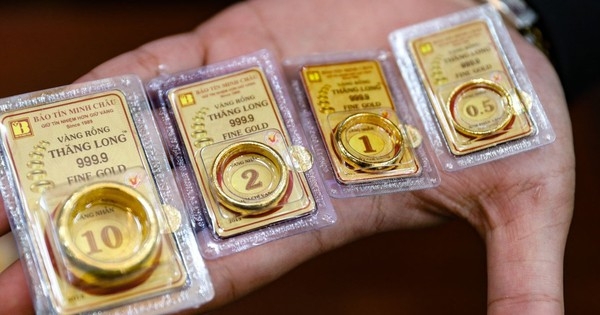 Sau phiên tăng vọt, giá vàng SJC, giá vàng nhẫn trơn quay đầu giảm sáng 21/5