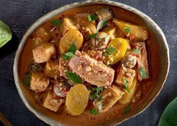Công thức làm món ăn dân dã mít non om chao đỏ