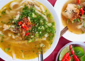 Xuýt xoa bánh canh Quảng Bình với hương vị hấp dẫn khiến bao người thương nhớ