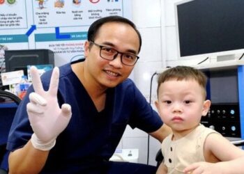 Chuyên gia tiết lộ phương pháp điều trị chứng ngưng thở khi ngủ ở trẻ