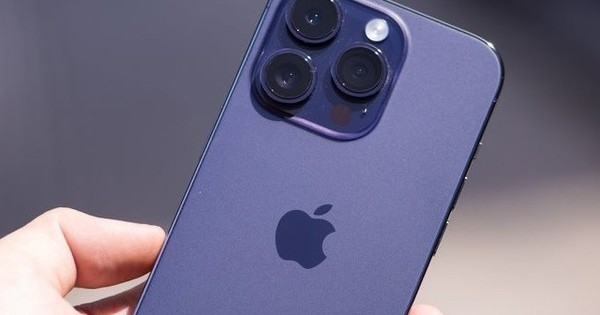 Giảm giá gần cả chục triệu, đây là mẫu iPhone đang “cháy hàng”, đáng mua hơn cả iPhone 15