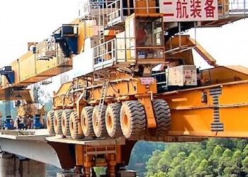 Trung Quốc tung quái vật sắt có 64 bánh xe, dài 92m: Mạo hiểm tiến sâu vào lĩnh vực khiến cả thế giới kinh ngạc