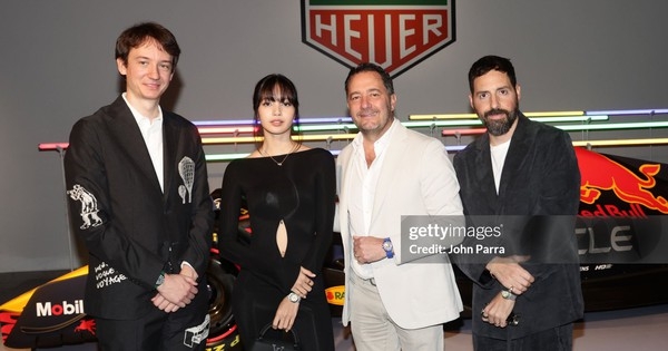 Lisa xuất hiện cùng bạn trai tỷ phú tại event TAG Heuer, outfit lẫn makeup đều sang ngất