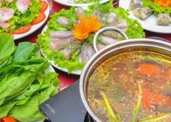 Đặc sản lẩu cá khoai Quảng Bình thơm ngon nức tiếng