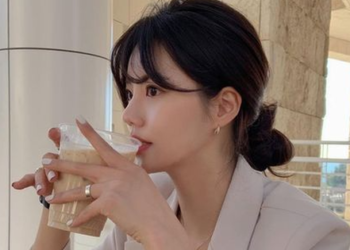 Học búi tóc chuẩn style Hàn Quốc: Tạo góc nghiêng ảo diệu, giúp lên hình siêu xinh