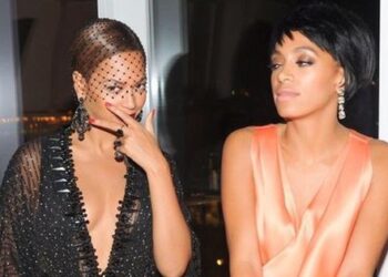 Met Gala 2014: Khi những bộ cánh hào nhoáng bị lu mờ bởi drama được coi là “bí ẩn nhân loại”