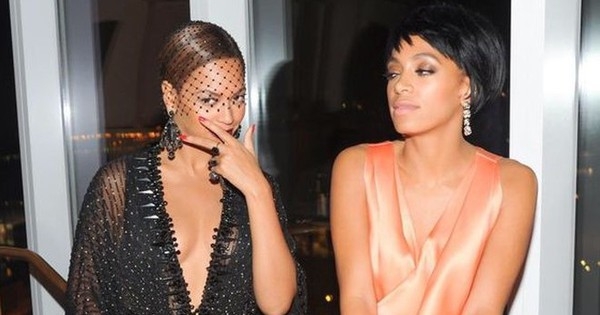 Met Gala 2014: Khi những bộ cánh hào nhoáng bị lu mờ bởi drama được coi là “bí ẩn nhân loại”
