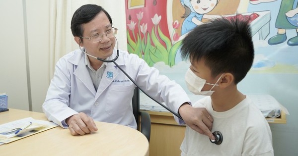 Phòng ngừa bệnh hô hấp cho trẻ khi thời tiết thất thường