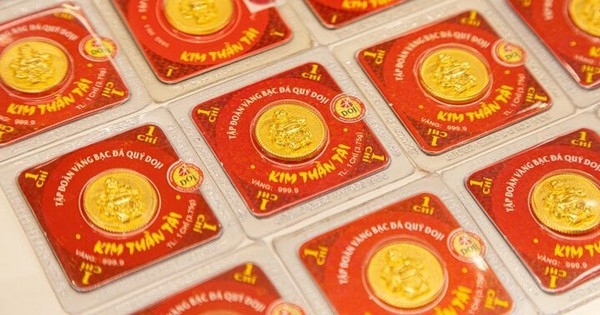 Giá vàng hôm nay 26/4: Quay đầu vụt tăng