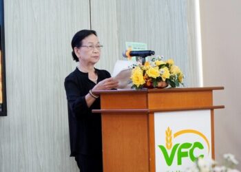 Chủ tịch một công ty niêm yết có thu nhập hơn 7 tỷ đồng/tháng