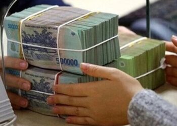 Vì sao nhiều nhân viên ngân hàng không gửi tiết kiệm vào nơi họ làm việc?