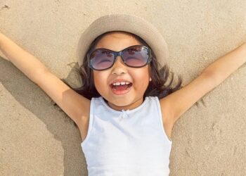 Bí quyết giúp cha mẹ giảm áp lực chăm sóc con cái trong kỳ nghỉ hè