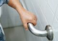 Sau khi nghỉ hưu, bạn nên mua 5 món đồ này