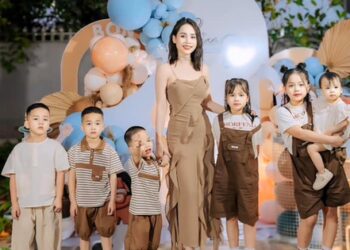 Vợ chồng Nghệ An cưới 11 năm đẻ 6 người con: Vẫn chưa muốn “chốt sổ hộ khẩu”