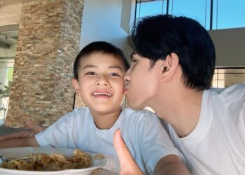 Nhìn Đan Trường đồng hành cùng Thủy Tiên khi con trai ốm, hóa ra: “Hạnh phúc với một đứa trẻ là như thế!”