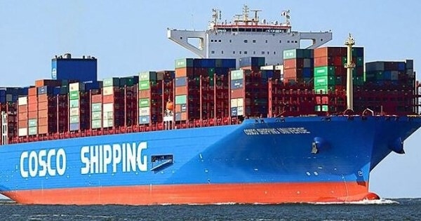 Cước tàu biển tăng gấp đôi