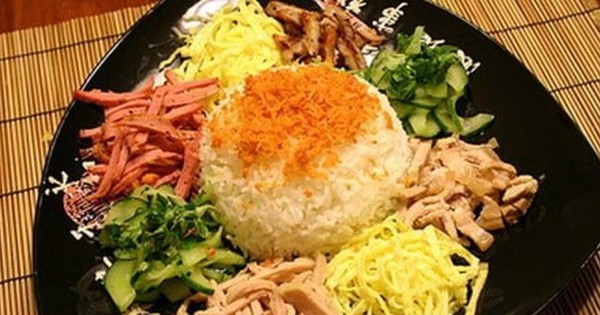 Thưởng thức món Cơm âm phủ độc nhất vô nhị, tinh hoa ẩm thực trăm năm xứ Huế
