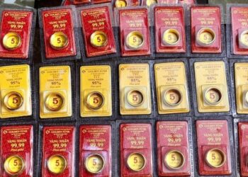 Giá vàng nhẫn bất ngờ bật tăng, SJC đứng im