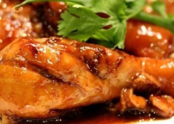 Bí quyết làm đùi gà chiên bơ tỏi thơm nức mũi, thịt gà mềm ngọt hấp dẫn