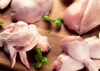 Thịt gà để tủ lạnh tối đa được bao lâu?