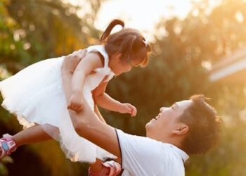 9 điều bạn có thể làm để thành ‘người cha lý tưởng’ với con gái