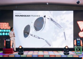 Soundgear Frames – Kính nghe nhạc thông minh của nhà JBL: Công nghệ âm thanh mở OpenSound độc quyền tích hợp vào gọng kính, pin bền 8 tiếng