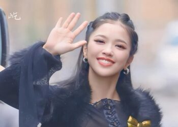Thời trang của Suni Hạ Linh tại Đạp gió 2024