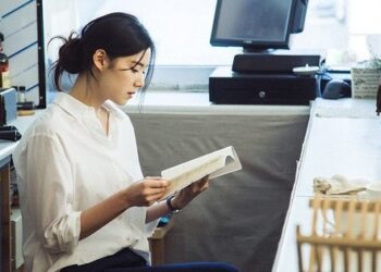 Thu nhập 65 triệu/tháng trong suốt 5 năm nhưng không có nổi 1 đồng tiết kiệm?