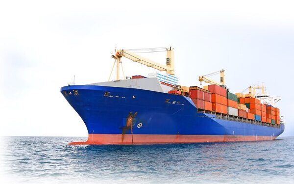4 lãnh đạo công ty vận tải biển xin từ chức trong một tháng, có người nộp đơn lần thứ ba