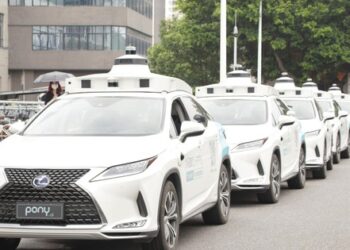Nhà nhà đua xe điện, người Trung Quốc đã hướng tầm nhìn sang công nghệ đỉnh tiếp theo là tự lái